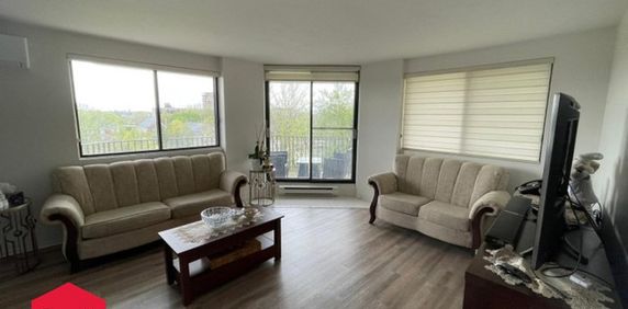 Appartement Chomedey (Laval) À Louer - Photo 2