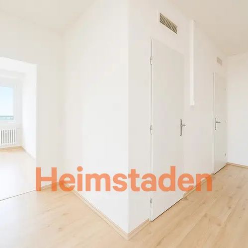 Pronájem bytu 2+1 58 m - Fotografie 1