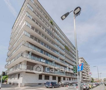 Bilocale in Affitto in Viale Evaristo Stefini 3 a Milano - Foto 2
