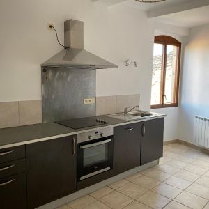 Location Appartement 3 pièces 59m² LES VANS 07140 - Photo 2