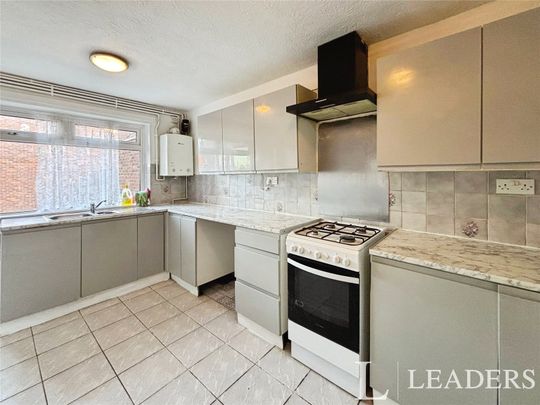 property to rent Long Banks, Harlow, CM18 - Photo 1