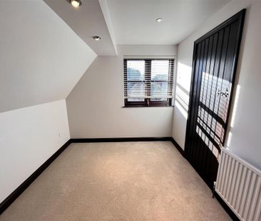 3 bedroom detached house to rent - Photo 5