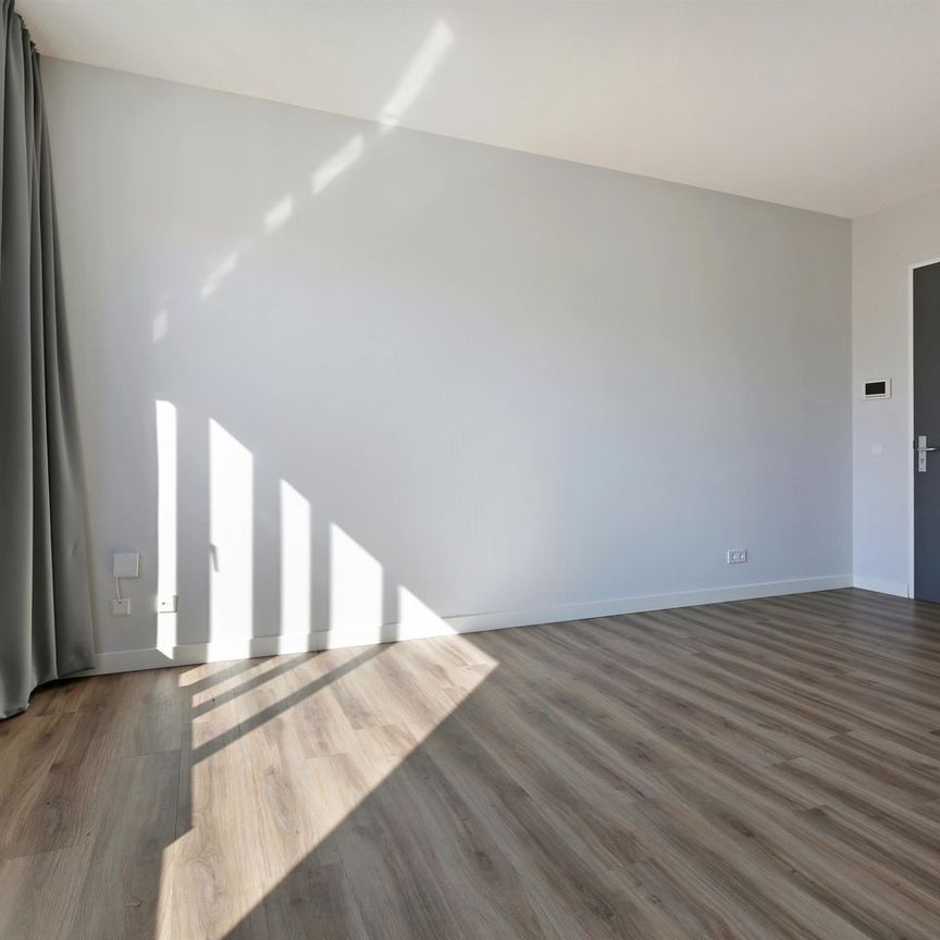 Appartement te huur: Hoofdweg 618-A 2132 MJ Hoofddorp - Photo 1