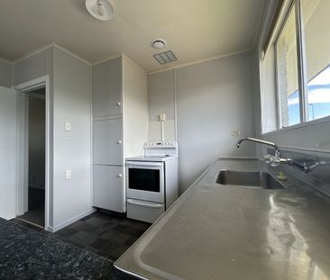 20 Koromiko Avenue, Hawera - Photo 5