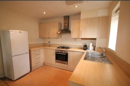 2 bedroom apartment to rent - Photo 5