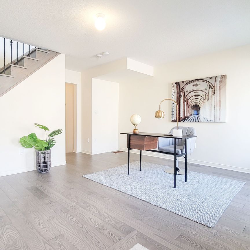 For Lease - 89 WILLIAM F. BELL Parkway, Richmond Hill, Ontario - Photo 1