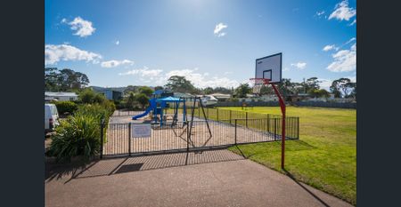 Furnished unit, great location. 6 Month Lease - Photo 5