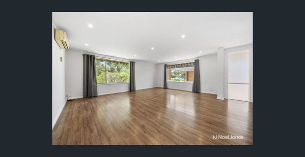 Effortless Family Living in a Handy Ringwood North Pocket - Photo 1