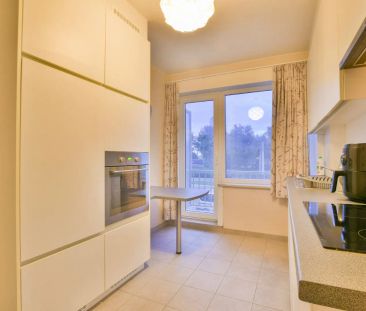 Lichtrijk twee slaapkamer appartement te huur in Oostende - Photo 1