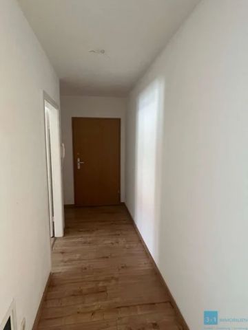 Familien(t)raum! 4-Zimmer-Wohnung mit Balkon und Stellplatz - Photo 2