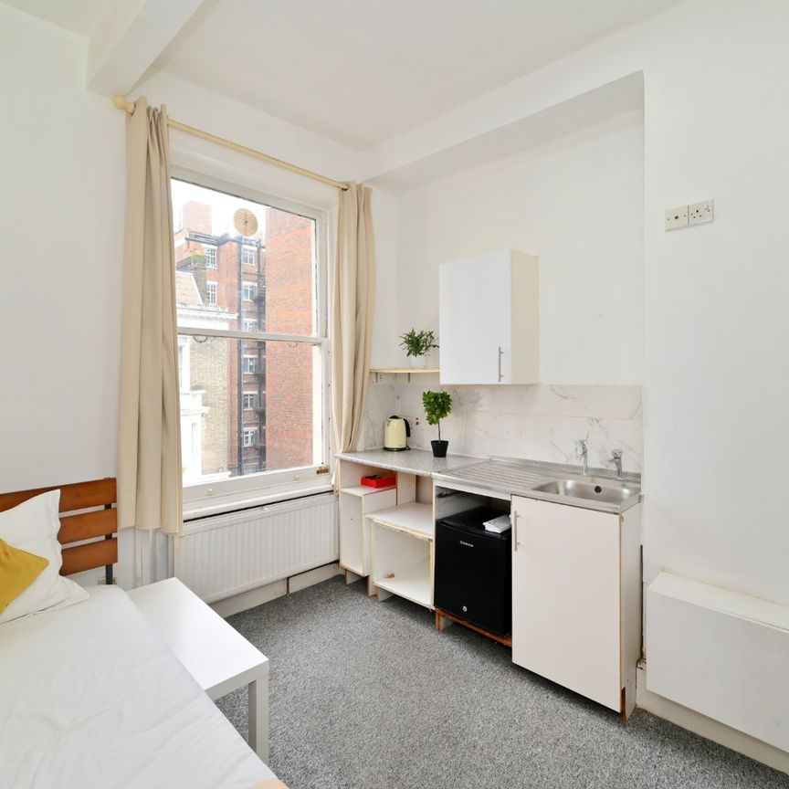 Castletown Road, West Kensington - Photo 1