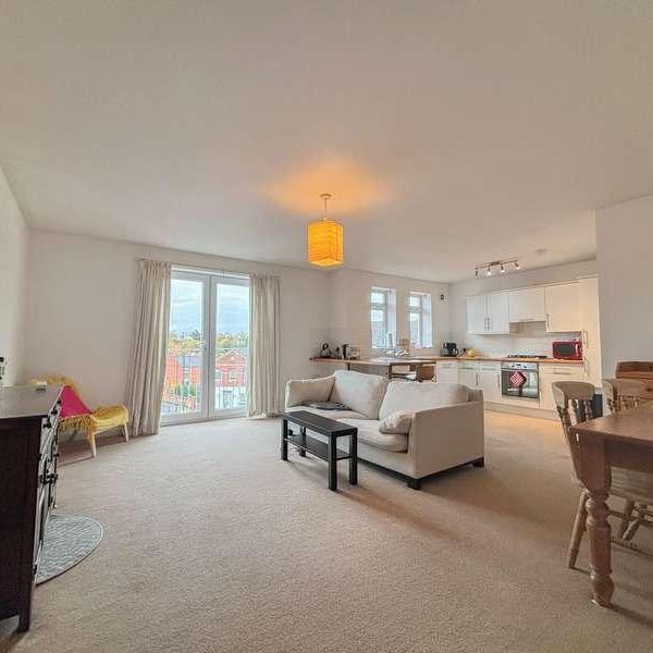 The Blundells, Goodway House The Blundells, CV8 - Photo 1