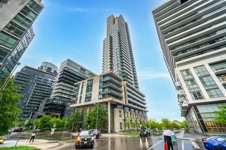 For Lease - 59 Annie Craig Drive Unit# 1604, Toronto, Ontario - Photo 3