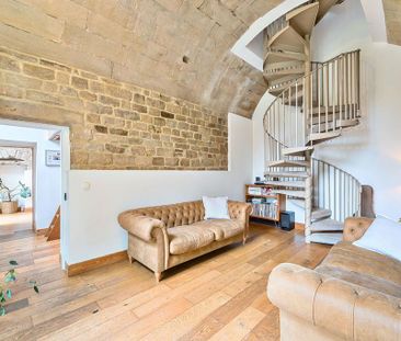 4 bedroom semi-detached house to rent - Photo 2