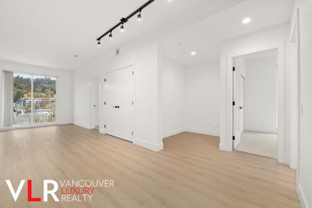 Condo in Port Moody, British Columbia - Photo 5