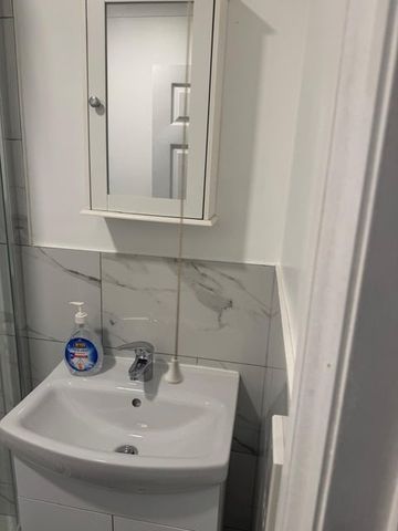 Studio Flat, Cobbold Road, NW10 - Photo 4