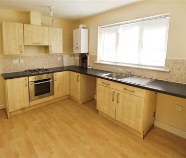 2 bedroom terraced house to rent - Photo 5