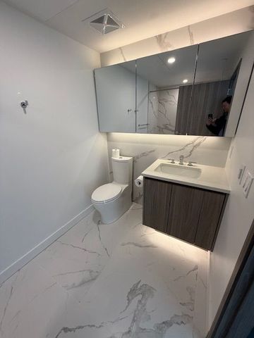 For Lease - 1 Concord Cityplace Way Unit# 4607, Toronto, Ontario - Photo 2