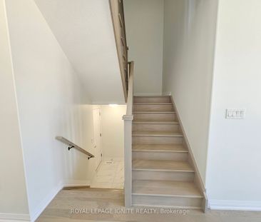 For Lease - 61 Copperhill Heights, Barrie, Ontario - Photo 5