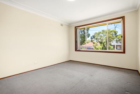 54 Hereward Highway, Blacktown NSW 2148 - House For Rent | Domain - Photo 4