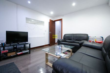 225 Dawlish Road - Photo 2