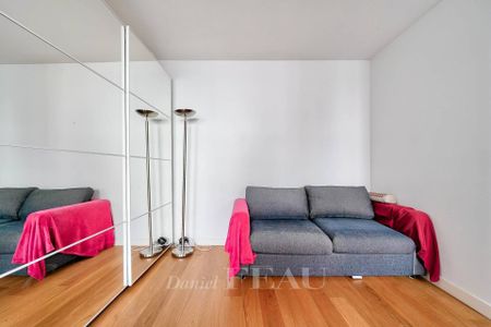 Location appartement, Paris 9ème (75009), 1 pièce, 22.3 m², ref 86748244 - Photo 3