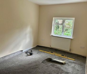 3 bedroom detached bungalow to rent - Photo 4