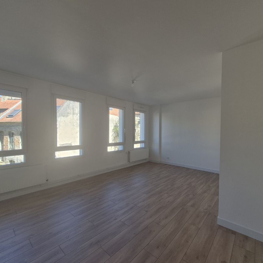 Location Appartement 3 pièces 78m² ST OMER 62500 - Photo 1