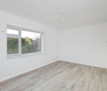 Walnut Walk, Polegate - Photo 3