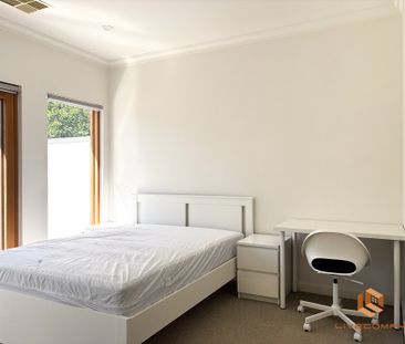 College Park - Photo 5