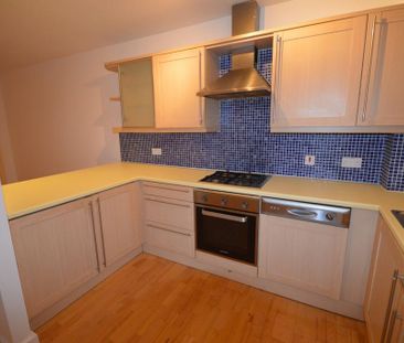 2 bedroom flat to rent - Photo 6