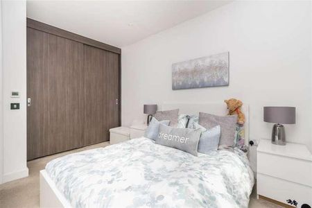 Compass Court, Smithfield Square, Hornsey, N8 - Photo 4