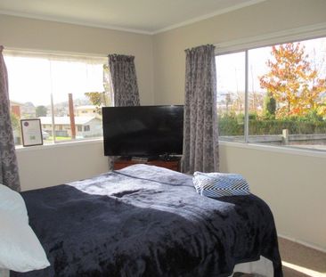 Close to Schools & Town - Western Heights - Photo 2