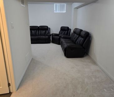 For Lease - 92 Honeyview Trail, Brampton, Ontario - Photo 4