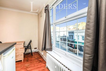 Studio to rent - Photo 3