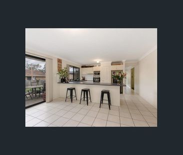 Spacious family home! - Photo 4