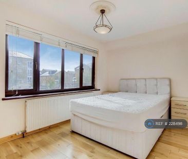 2 bedroom maisonette to rent - Photo 4