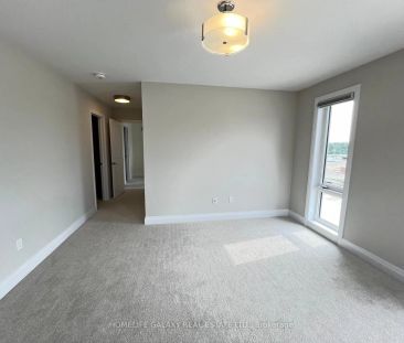 Condo Townhouse For Lease | E9231461 - Photo 2
