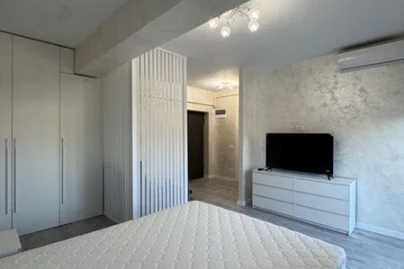 Apartament de inchiriat o camera Frumoasa - Fotografie 3
