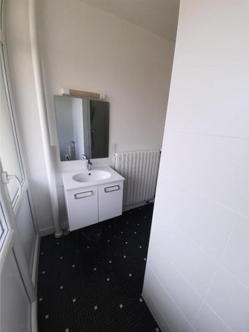 Appartement T4 à louer - 75 m² - Photo 2