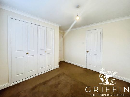 Poplar Close, South Ockendon, RM15 - Photo 1