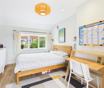 2 bedroom semi-detached house to rent - Photo 6