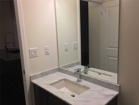 For Lease - 510 Curran Place Unit# 3708, Mississauga, Ontario - Photo 3