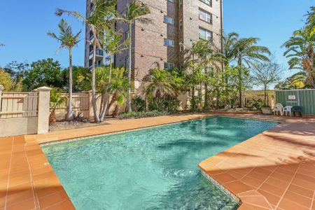 OPEN FOR INSPECTION SATURDAY 30TH JULY 10.00-10.15AM - Photo 2