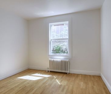 3710-3730 Queen Mary - Photo 3