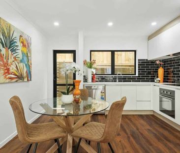 Near New Townhouse - Photo 4