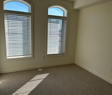 For Lease - 266 John Davis Gate, Whitchurch-Stouffville, Ontario - Photo 6