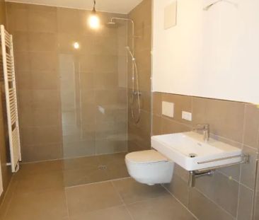 Neubau/Erstbezug: Modern geschnittene 3-Zimmer-Wohnung mit traumhaf... - Photo 5