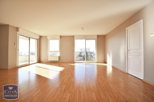 Location Appartement 5 pièces 130m² LE MANS 72000 - Photo 1