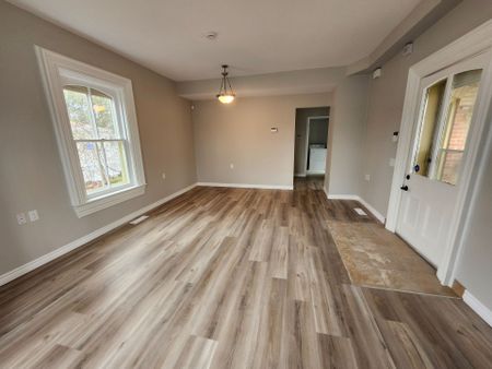 For Lease - 5958 16th Avenue Unit# Brick#Main, Markham, Ontario - Photo 4